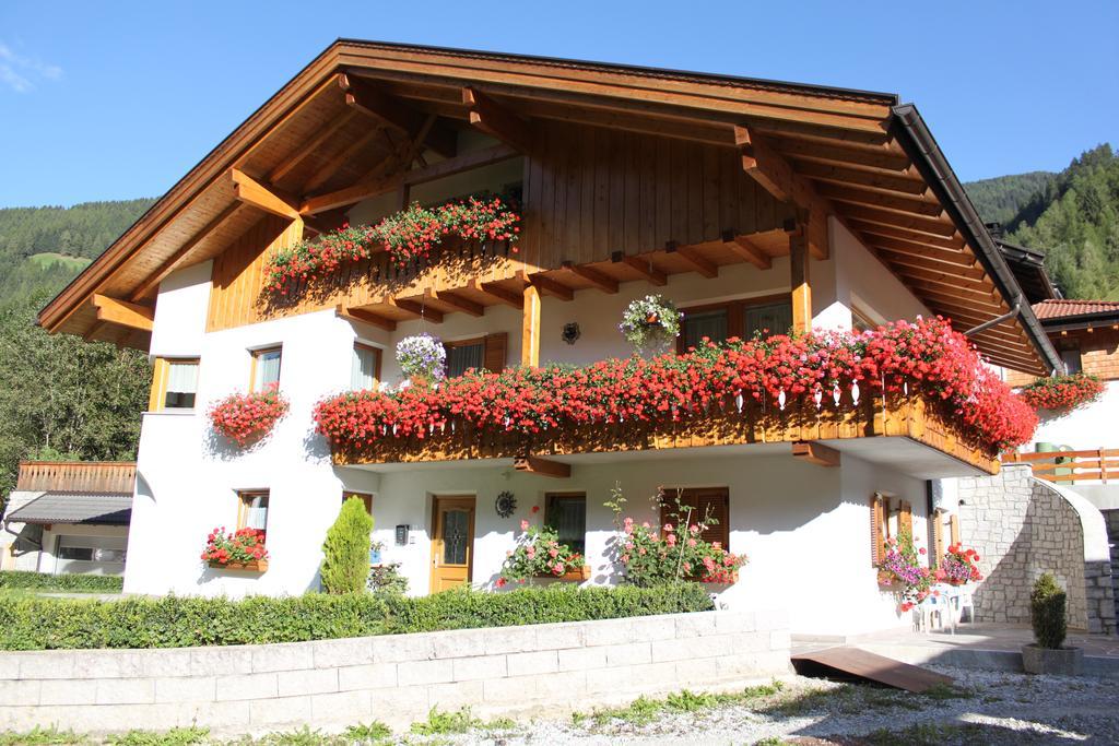 Haus Kofler Apartment Casateia Exterior photo